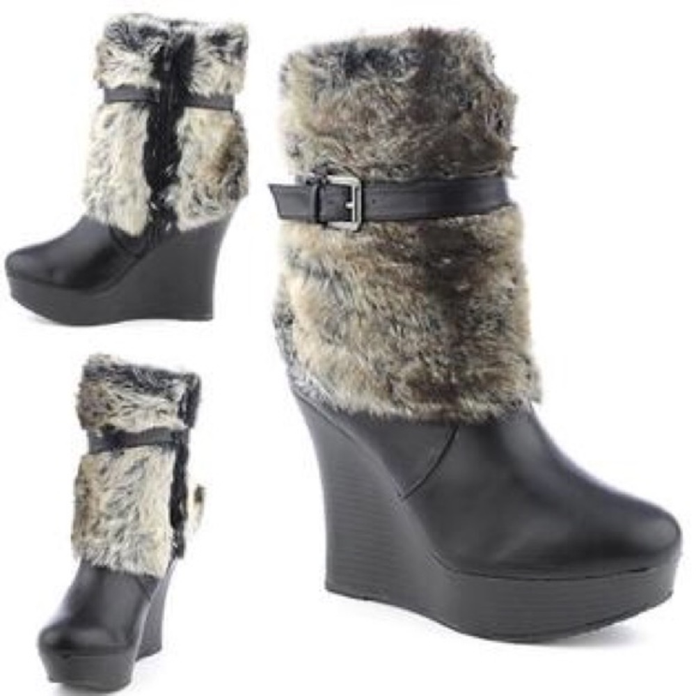 Bamboo Ceaser Faux Leather and Fur Platform Wedges